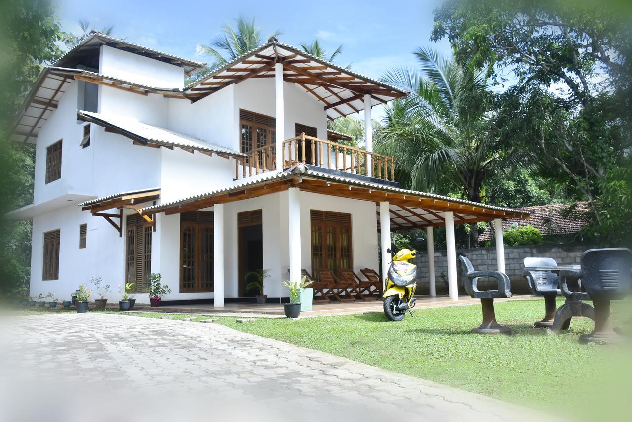Hotel Nimjaya Udawalawe Exterior photo